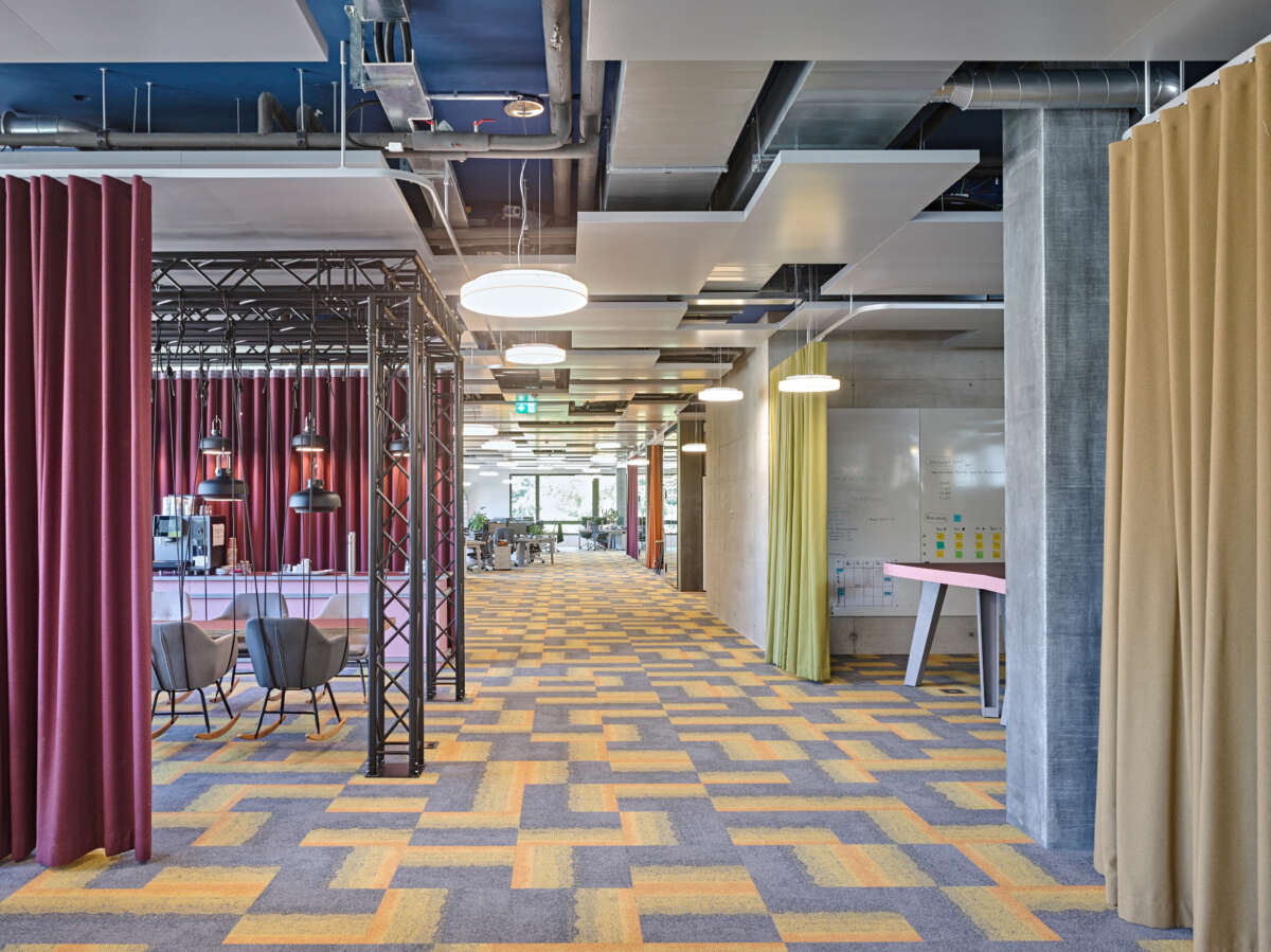 Innenausbau Innovationscenter SIGA, Schachen